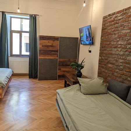 The Industrique Home - 3 Bedroom Apartment Timisoara Exterior foto