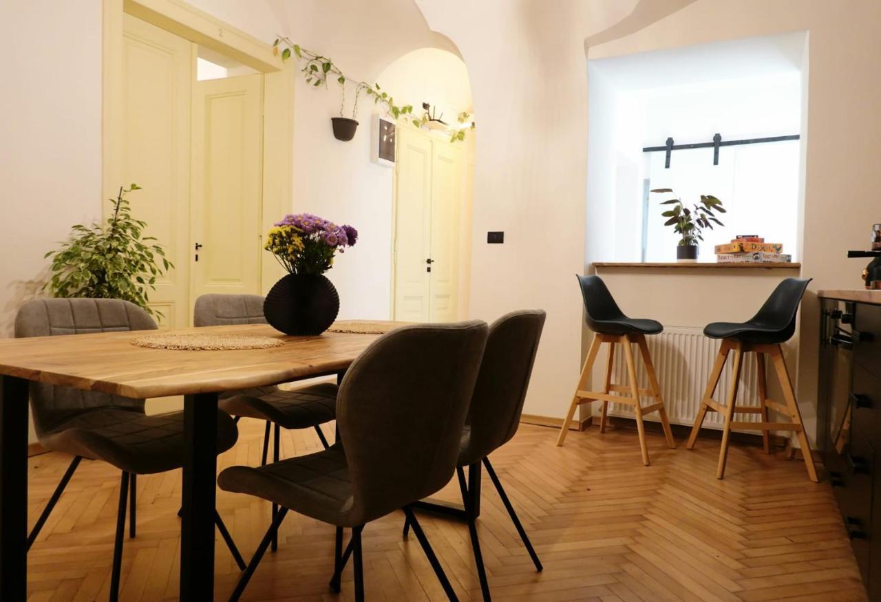 The Industrique Home - 3 Bedroom Apartment Timisoara Exterior foto