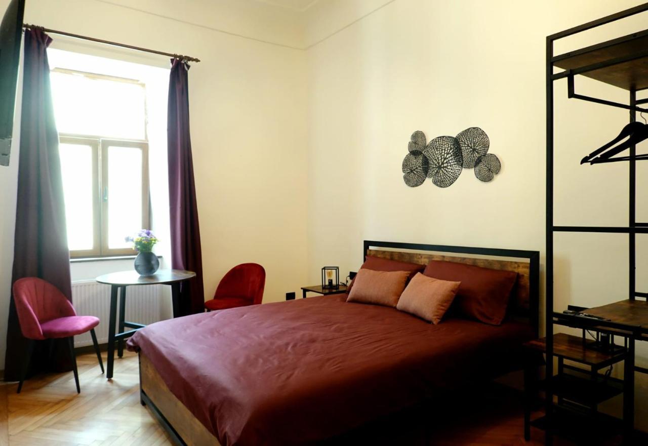 The Industrique Home - 3 Bedroom Apartment Timisoara Exterior foto