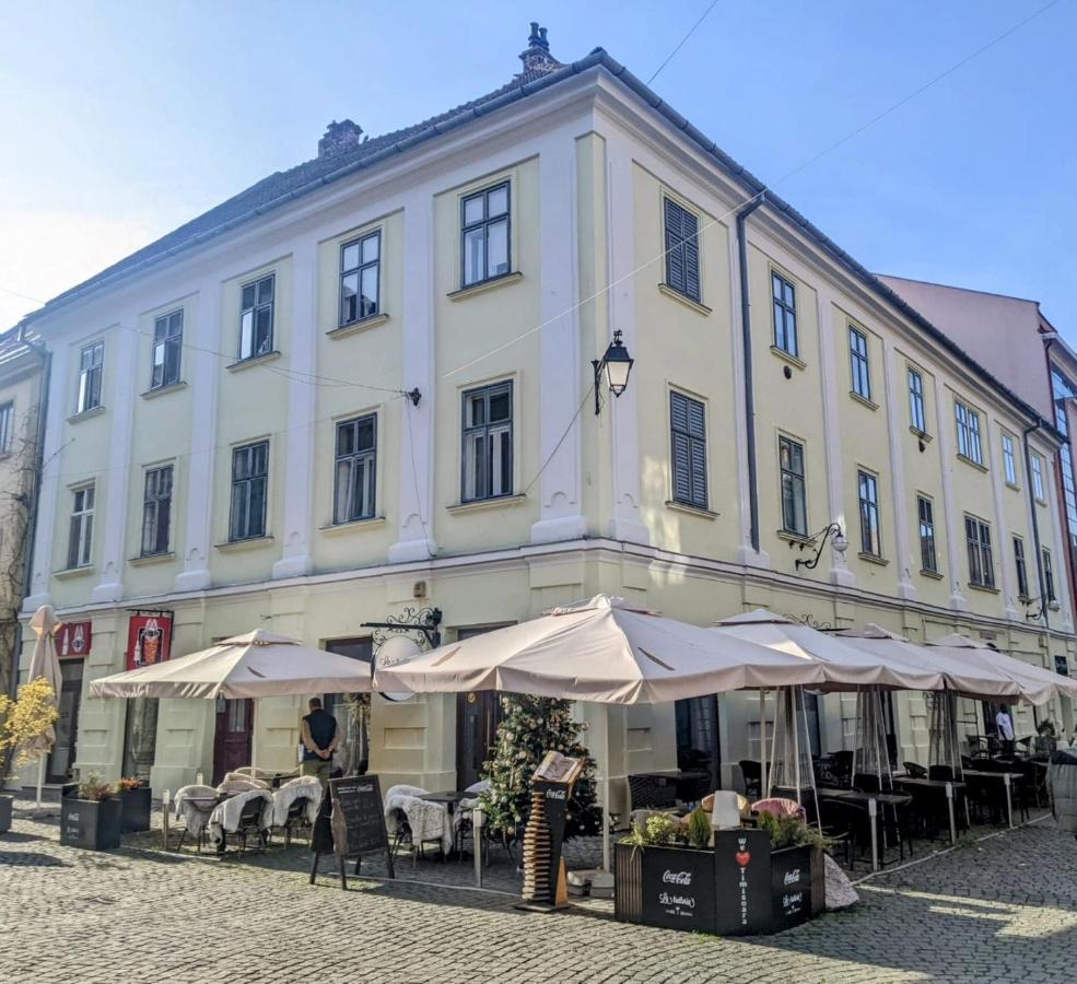 The Industrique Home - 3 Bedroom Apartment Timisoara Exterior foto